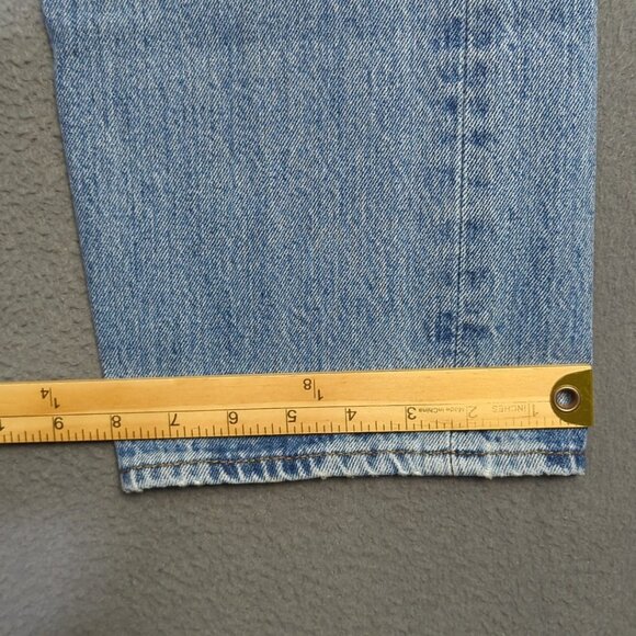 Levi's Jeans Men's 34x34 Fits 34x32 Blue 501 Straight Button Fly Denim - Picture 8 of 11